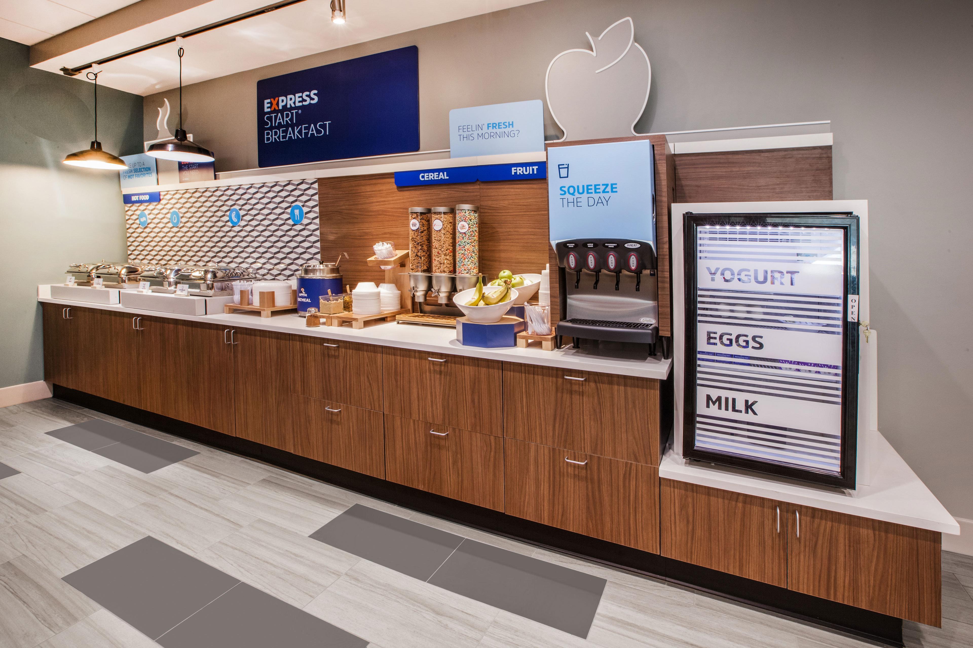 Holiday Inn Express Hotel & Suites Mattoon By Ihg Zewnętrze zdjęcie