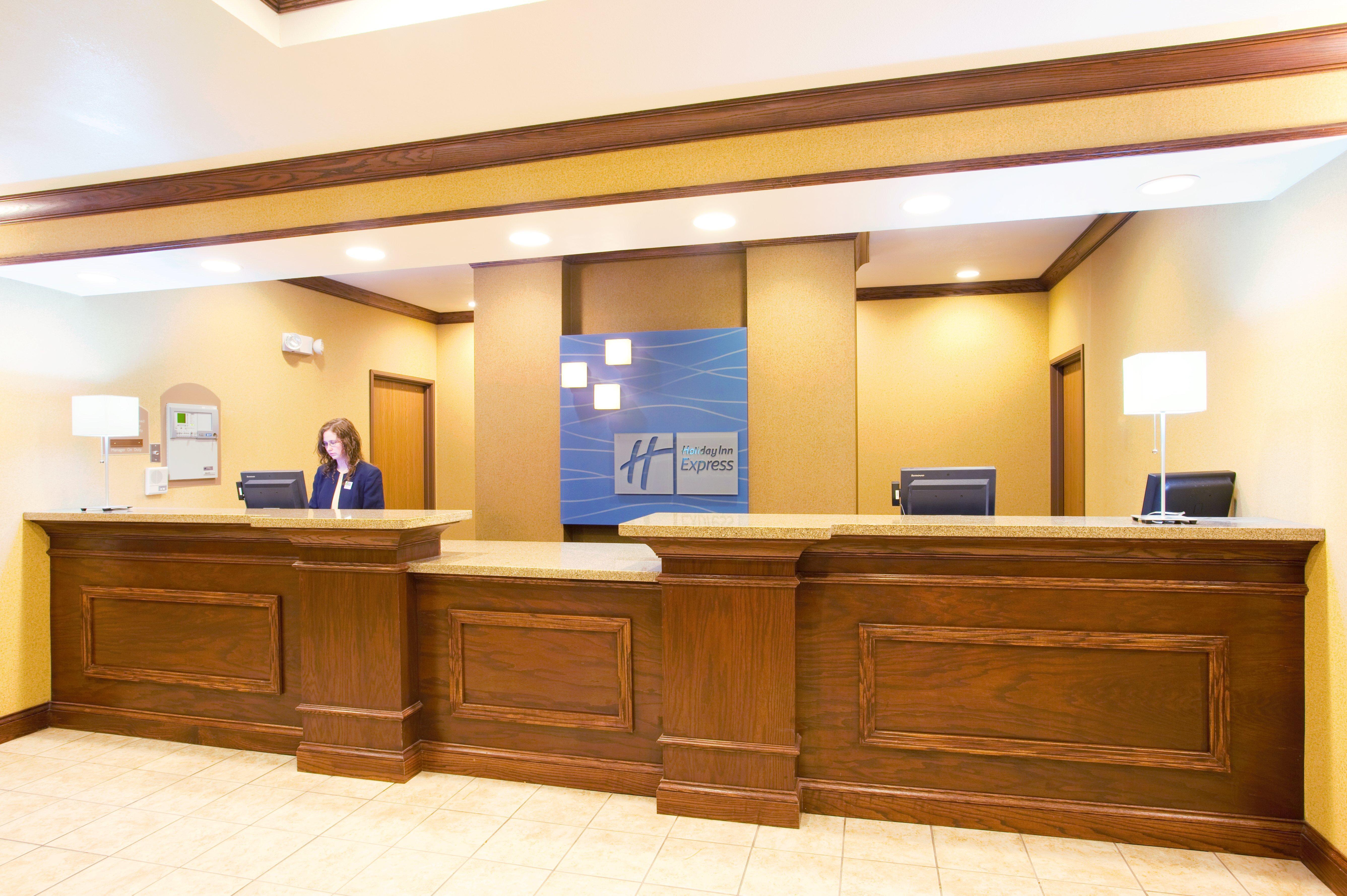 Holiday Inn Express Hotel & Suites Mattoon By Ihg Zewnętrze zdjęcie